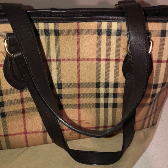 Burberry Purse - Picture 3 of 5